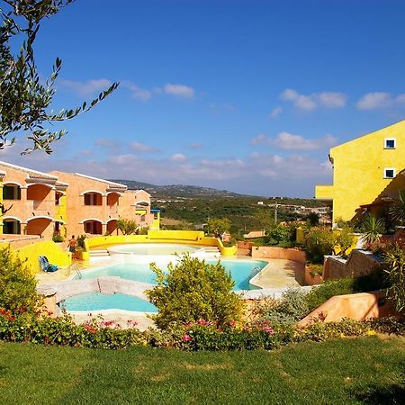 Appartamenti Residence Zodiaco Porto Pozzo Exterior foto